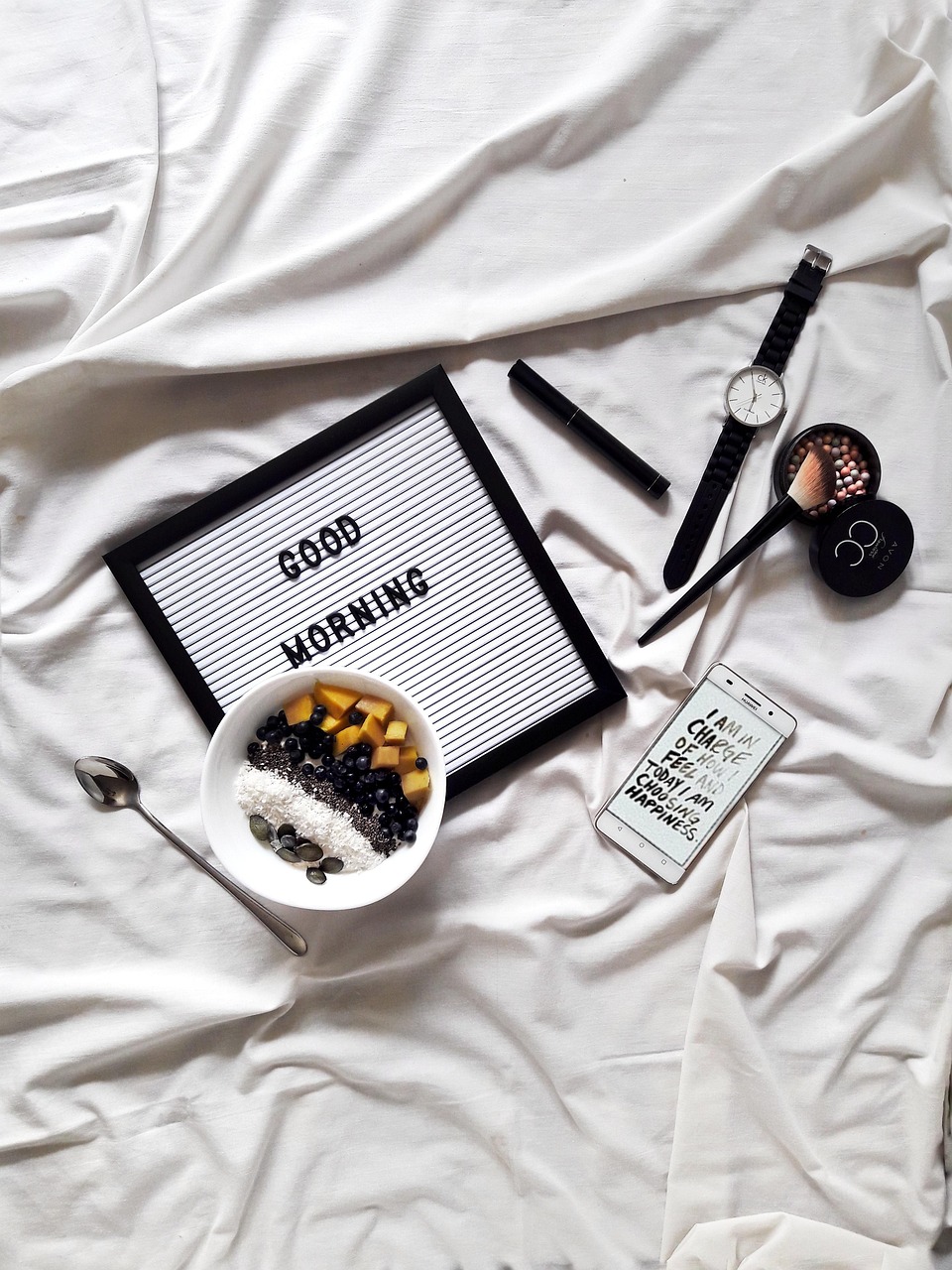 breakfast, morning, healthy, minimalist, phone, bed, makeup, food, smoothie, instagram, girls, cosmetics, clock, breakfast, minimalist, minimalist, bed, bed, makeup, makeup, makeup, makeup, smoothie, instagram, instagram, instagram, instagram, instagram, cosmetics, cosmetics, clock, clock